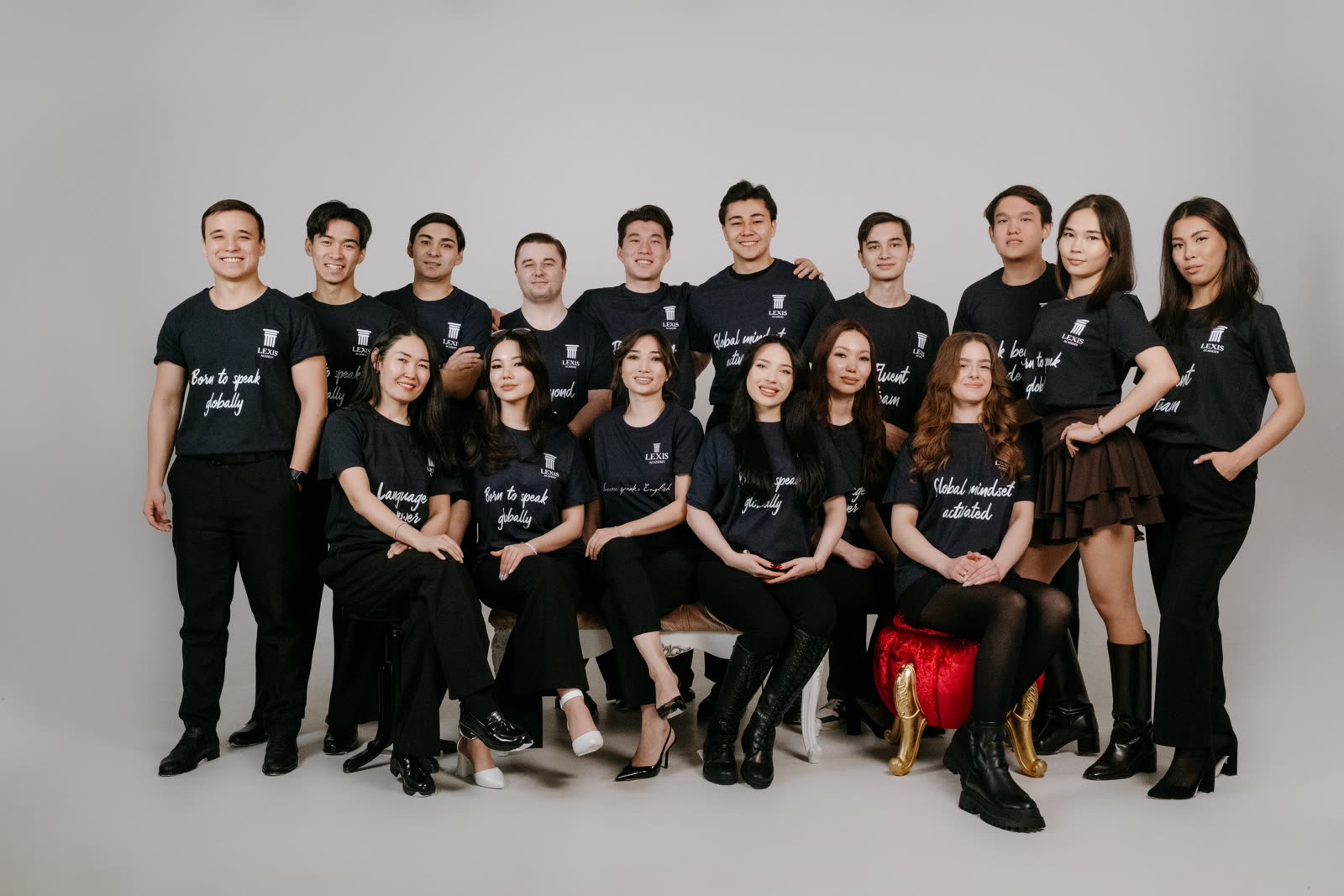 Полная команда LEXIS ACADEMY